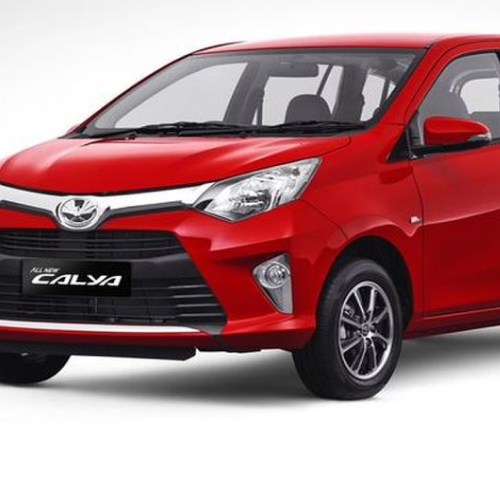 Mobil keluarga nyaman ber-AC, tersedia lepas kunci harian untuk pemakaian jangka panjang. Keterangan: pengambilan dan pengembalian diluar airport dikenakan biaya tambahan tergantung lokasi.